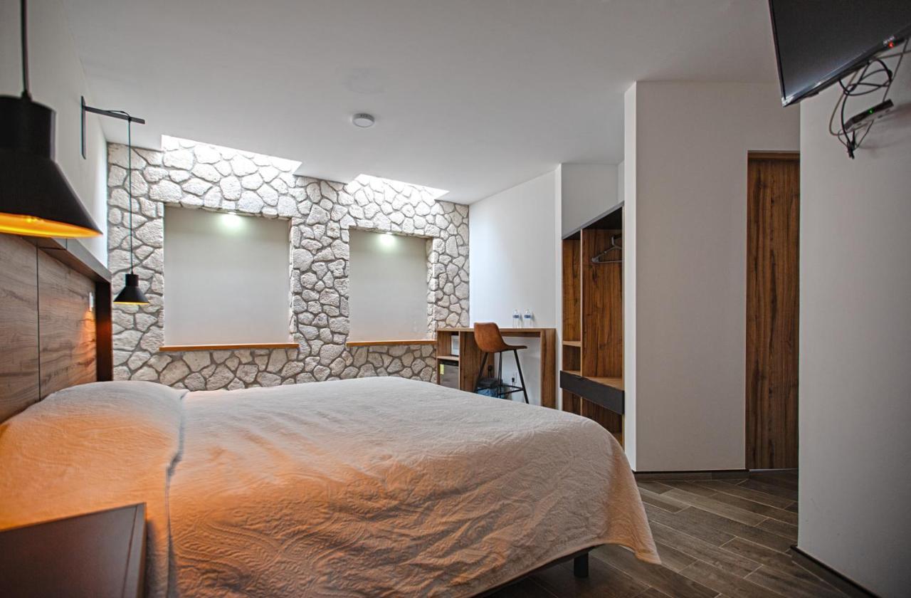 Hotel La Cuesta Toscana Bernal Luaran gambar